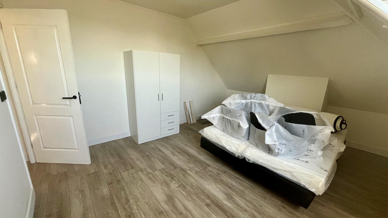 Ruim 3-kamer appartement met balkon in Kralingen - Afbeelding 12