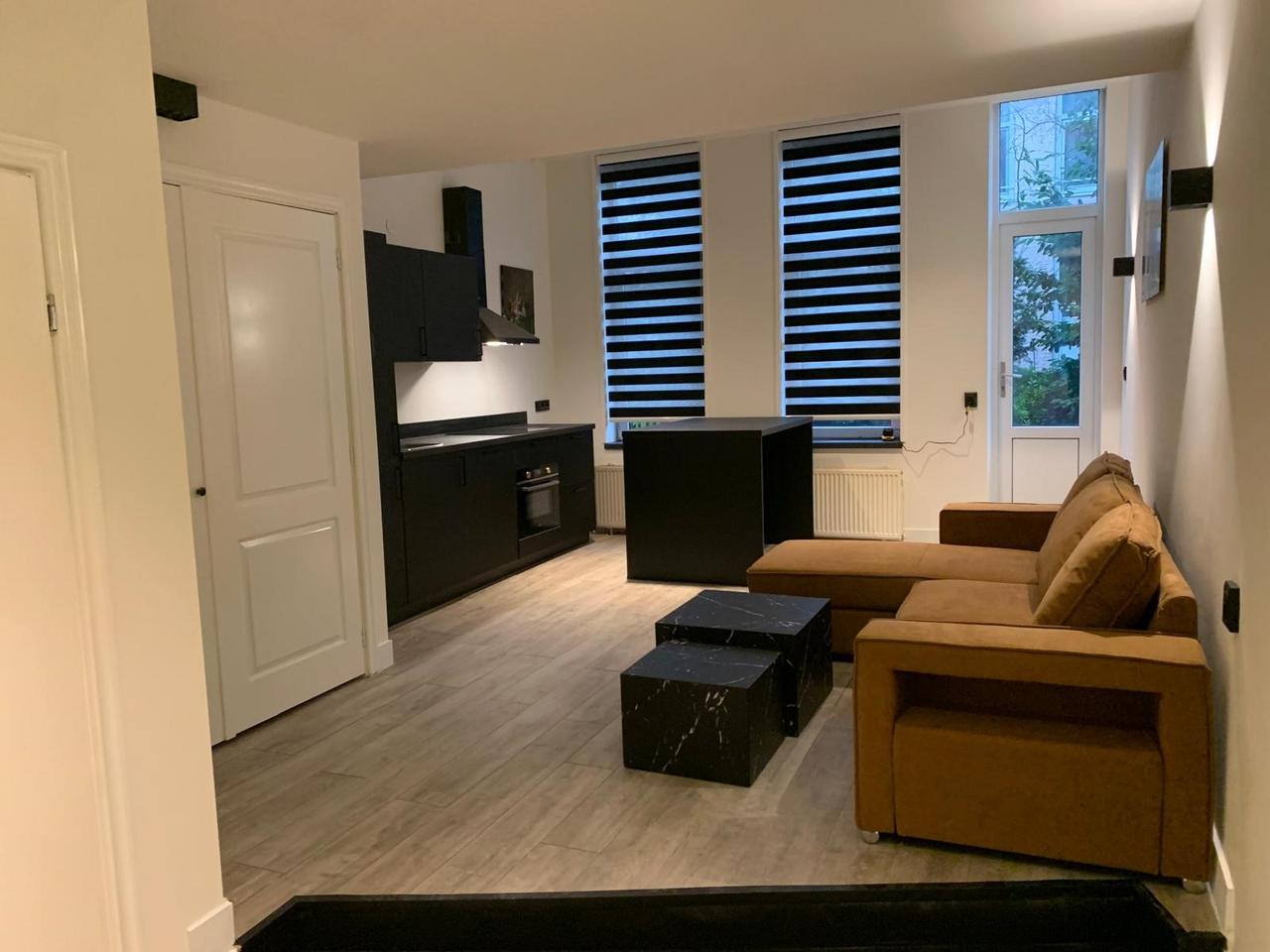 79 m² appartement met tuin in Kralingen - Afbeelding 1
