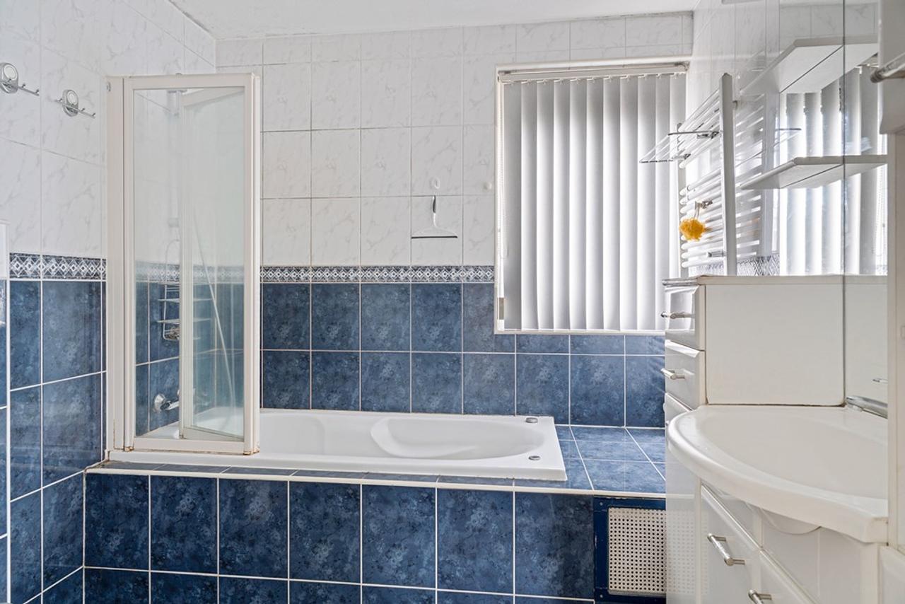 Gezinswoning van 142 m² met 4 slaapkamers in Literatuurwijk - Afbeelding 14