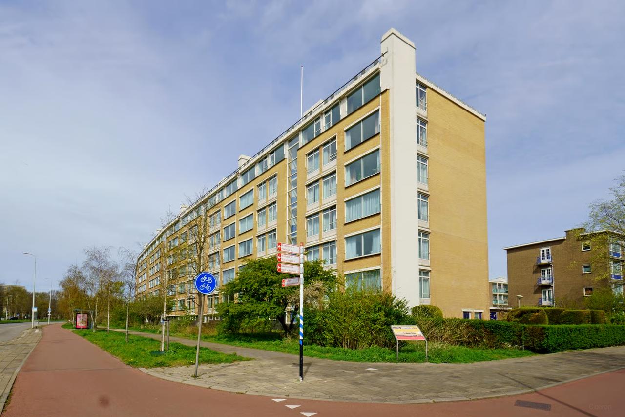 4-room apartment near Kijkduin - Image 1
