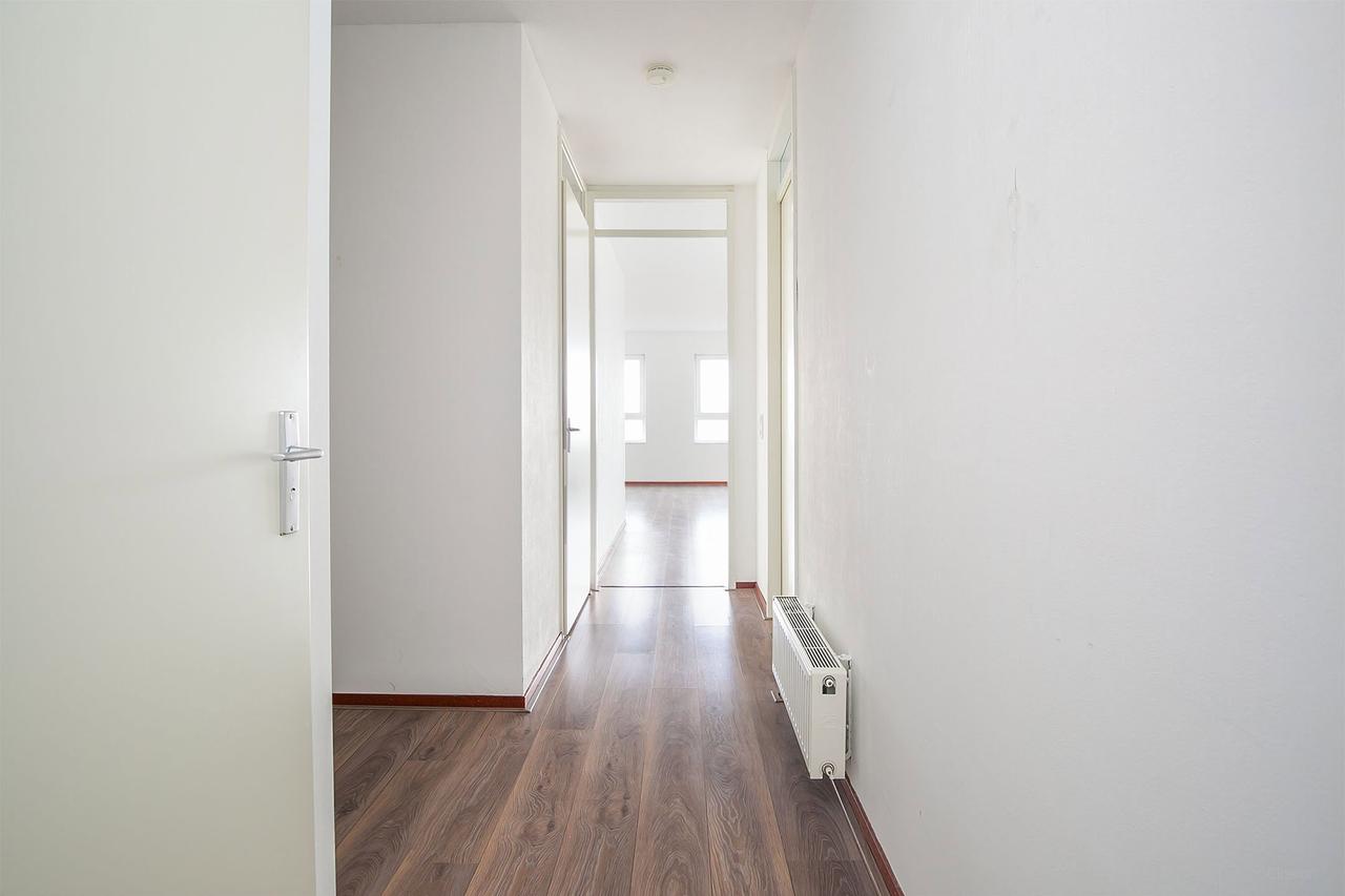 3-kamer appartement met grachtzicht - Afbeelding 11