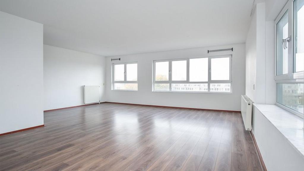 3-kamer appartement met grachtzicht - Afbeelding 2