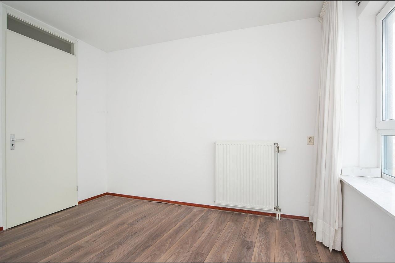 3-kamer appartement met grachtzicht - Afbeelding 19