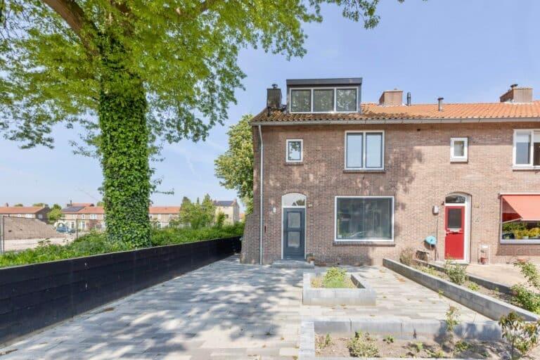 Hoekhuis met 4 slaapkamers en tuin - Afbeelding 7