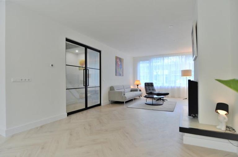 250 m² Family Home with Garden in Buitenveldert - Image 19