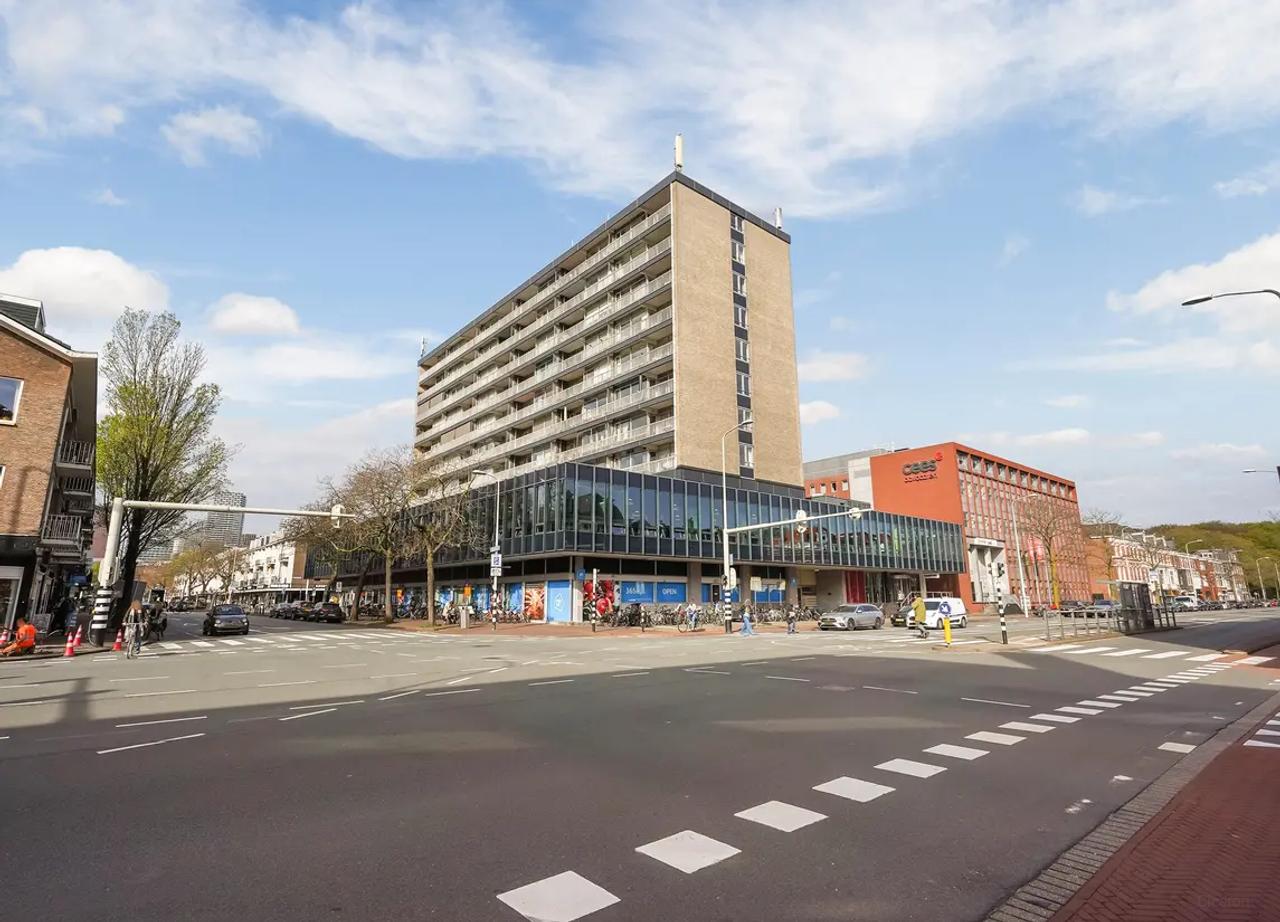 Furnished 127m² corner apartment in The Hague - Image 1