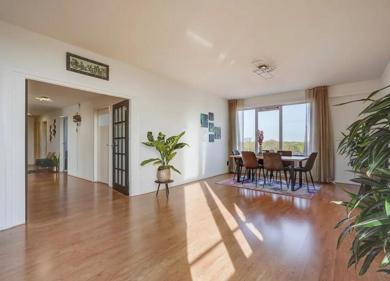 Furnished 127m² corner apartment in The Hague - Image 3