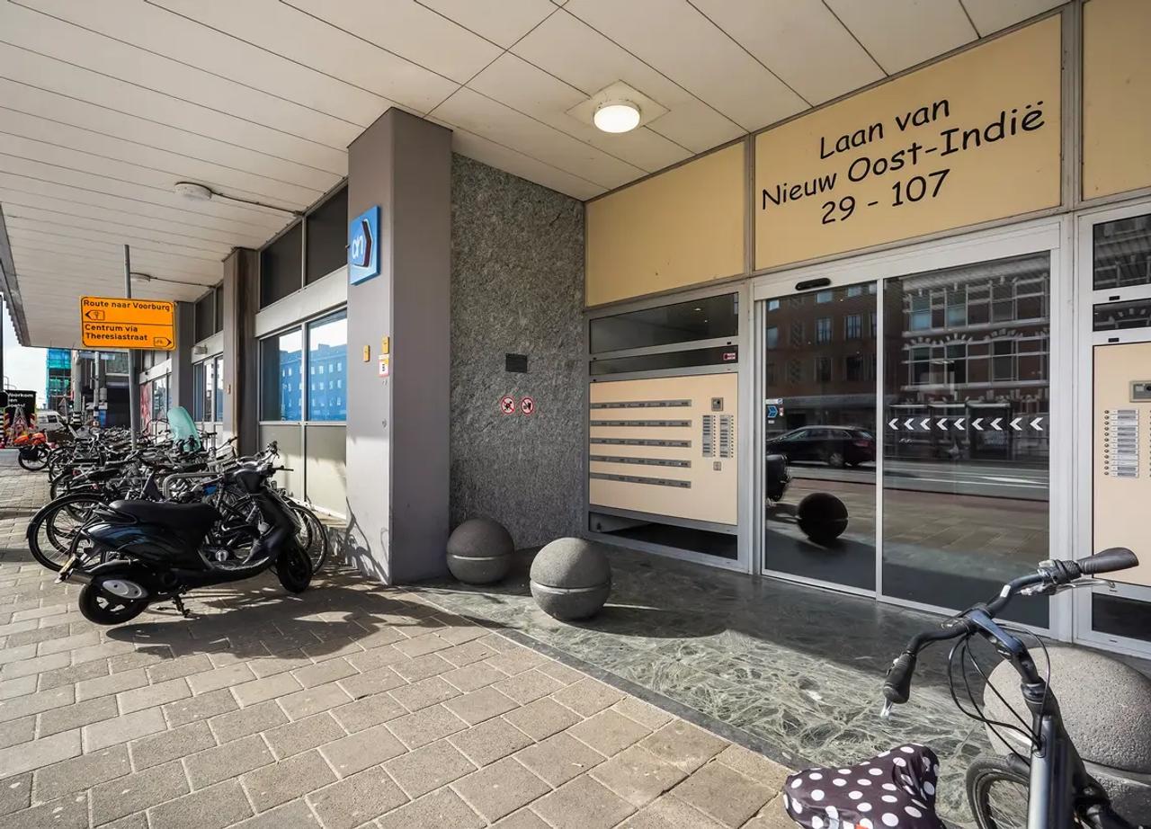 Furnished 127m² corner apartment in The Hague - Image 6