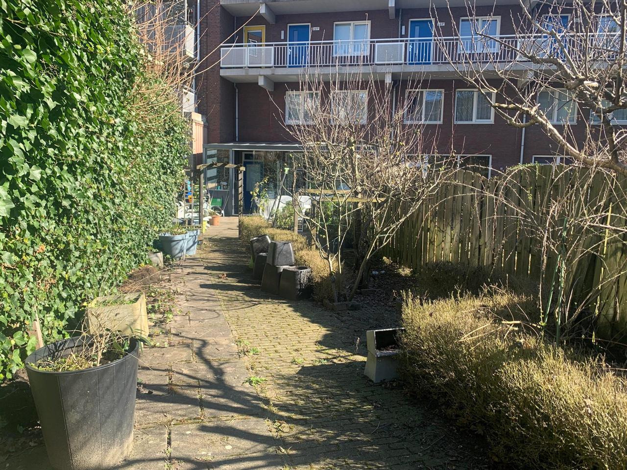 4-room house with large garden in Bergpolder - Image 21