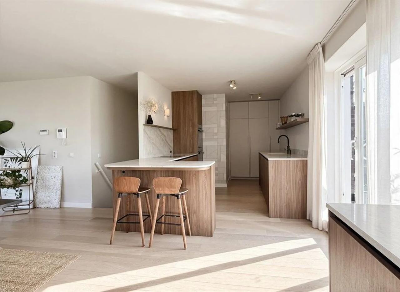 117 m² Maisonette with Roof Terrace - Image 2