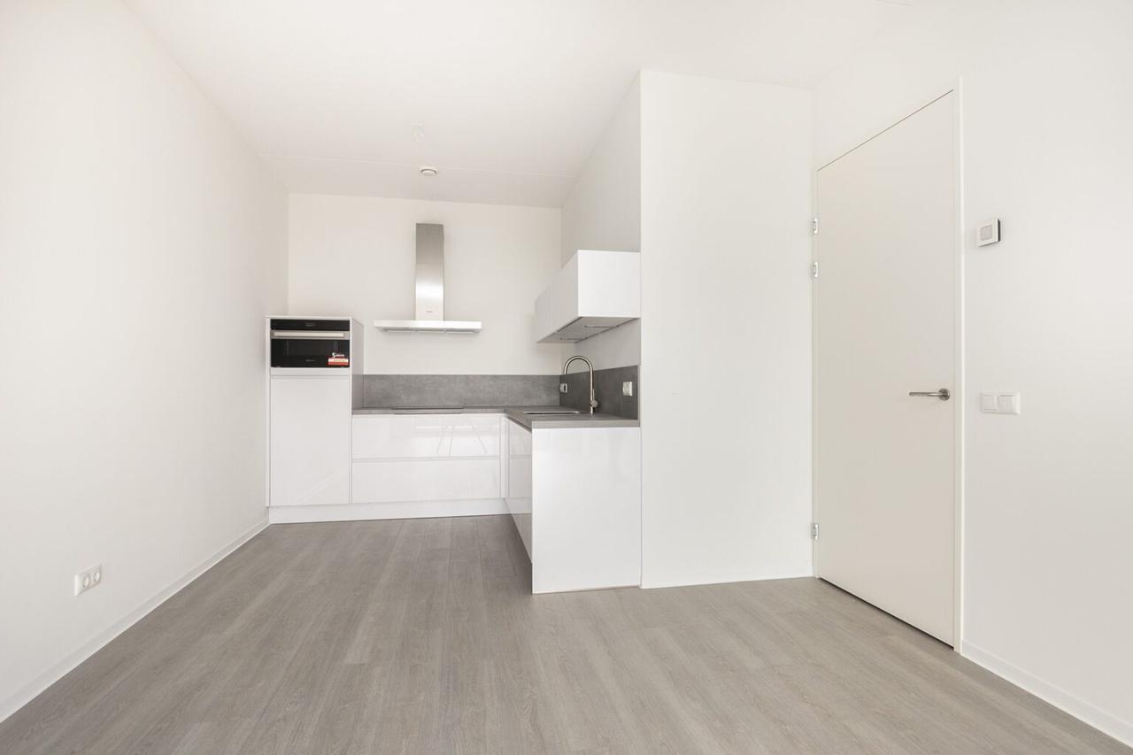 2-room apartment with balcony in Strijp-S - Image 9