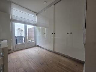 Furnished Corner House with Garden - Image 12
