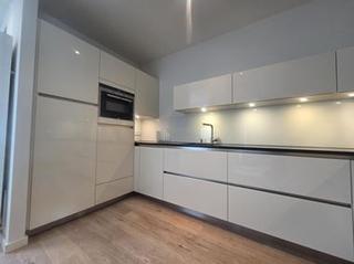 Furnished Corner House with Garden - Image 8