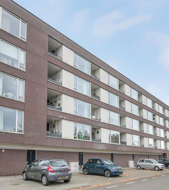Licht 3-kamerappartement met balkon - Afbeelding 15