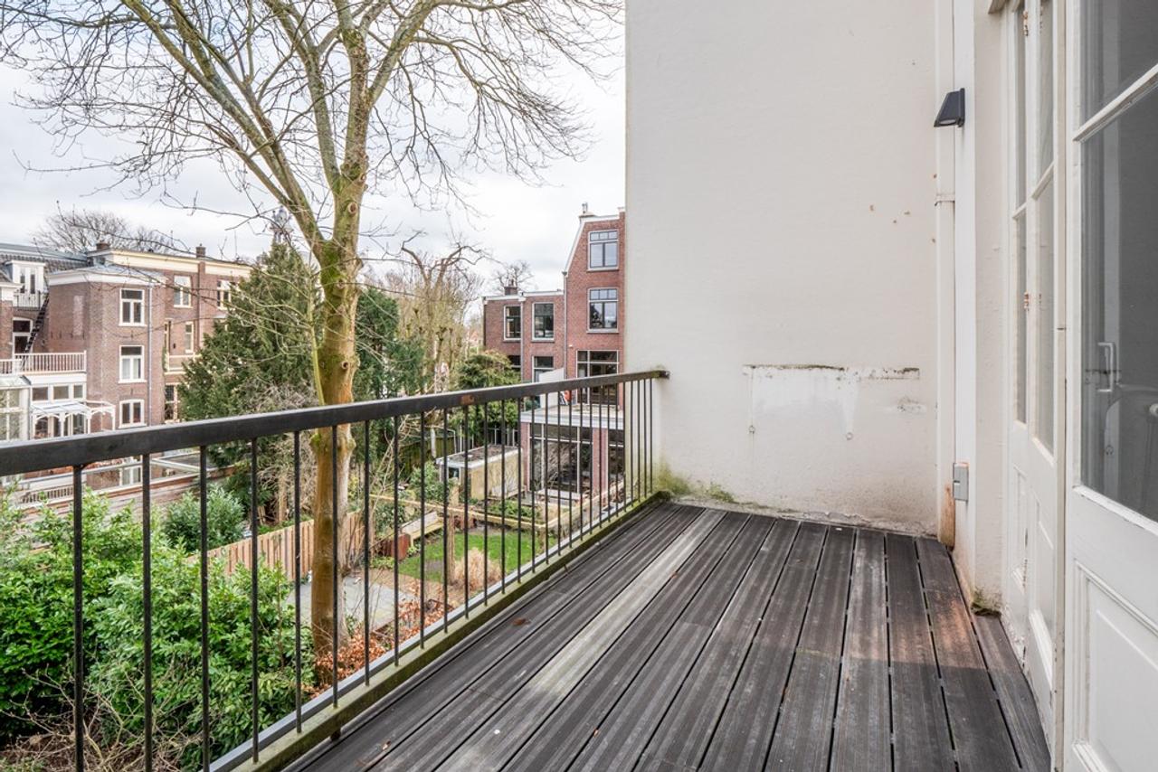 Gemeubileerd 2-kamerappartement met balkon - Afbeelding 9