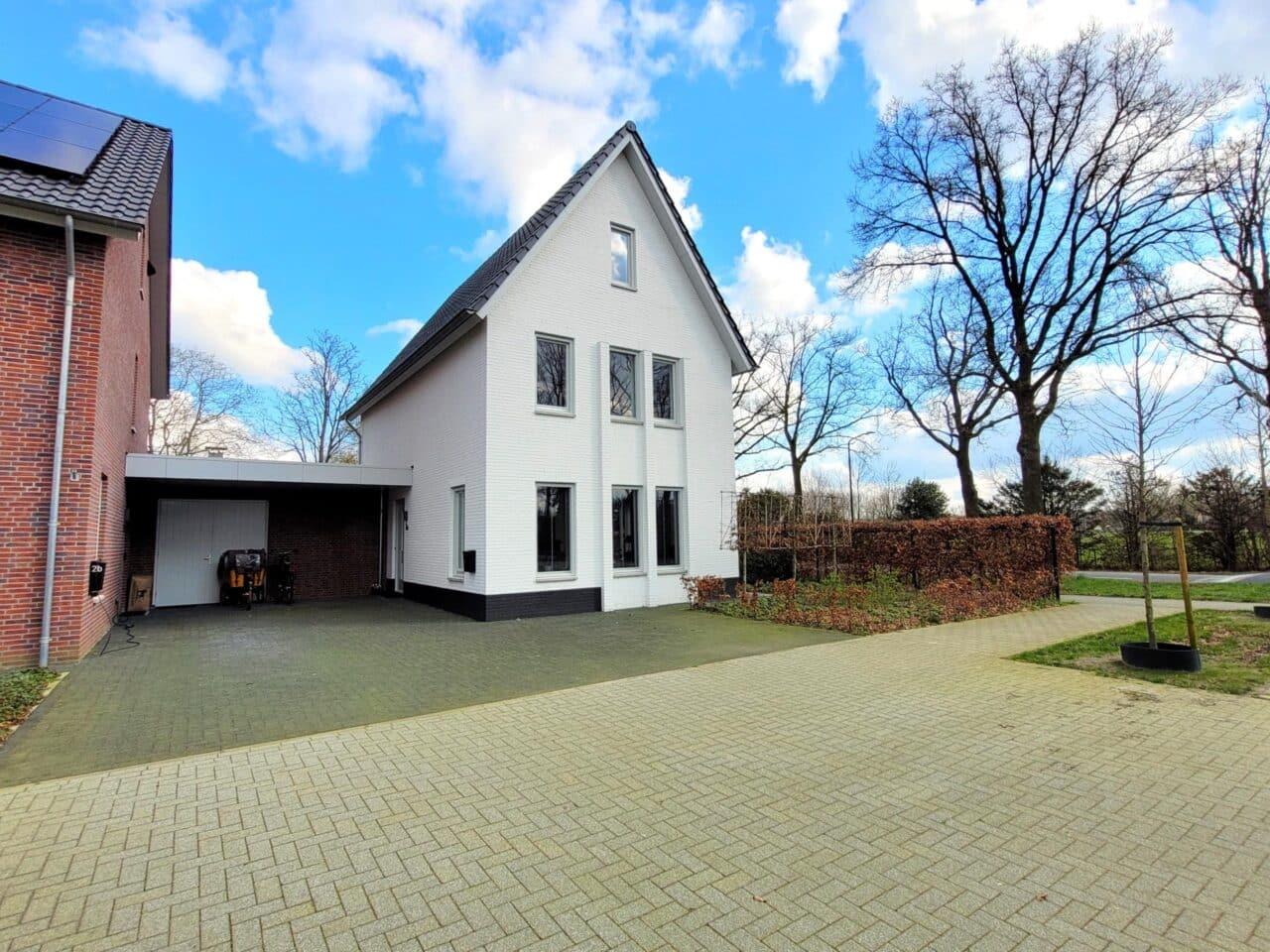 Semi-detached house of 198 m² with A++ label in Son - Image 1