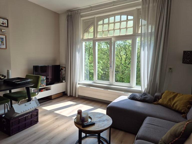 Bright apartment near Den Bosch station - Image 2