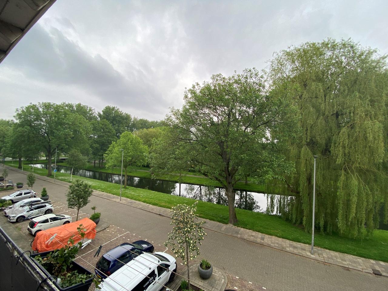 4-room apartment with balcony in Carnisse - Image 18