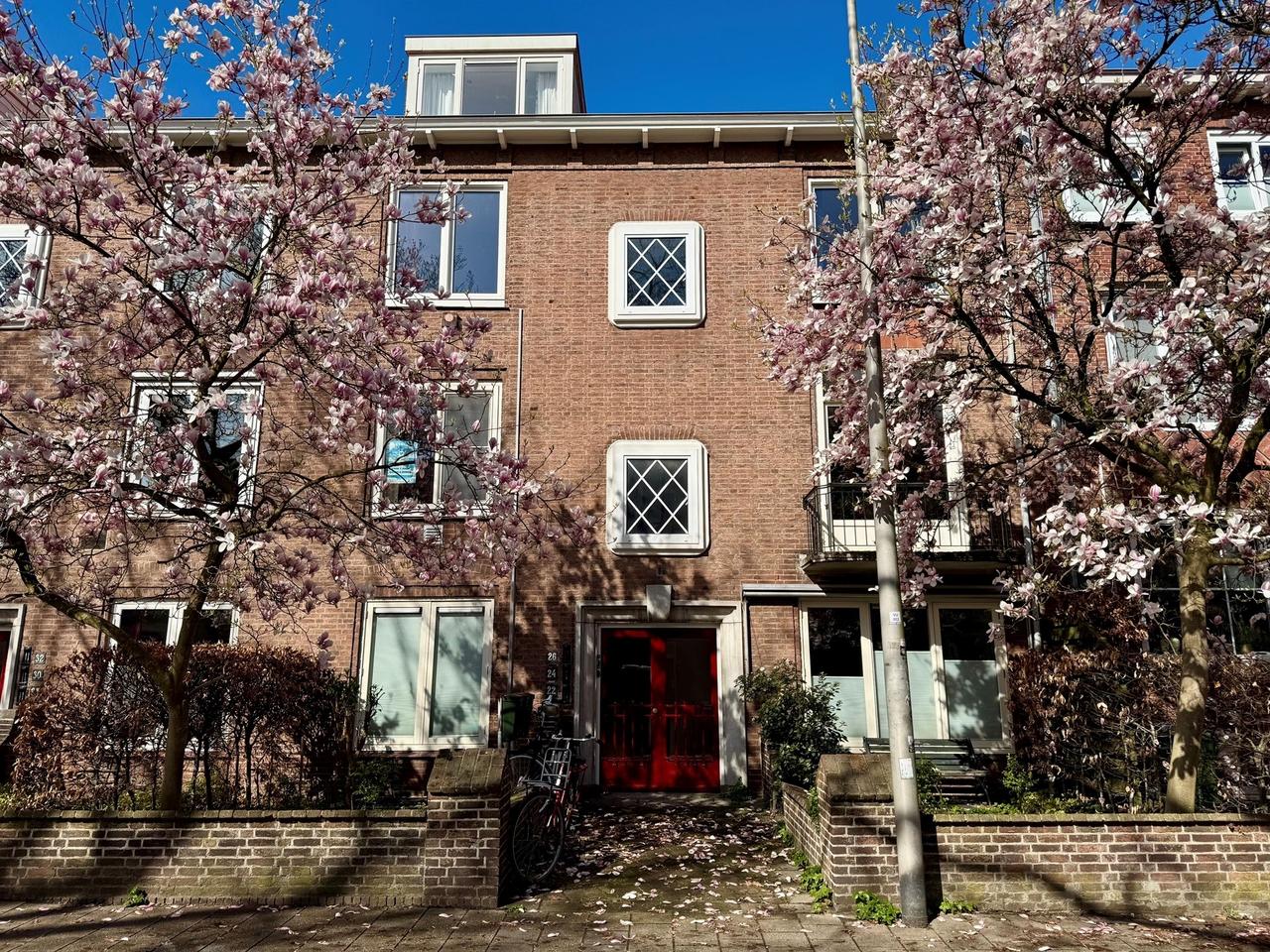 3-kamerappartement met balkons in Nijmegen Oost - Afbeelding 1