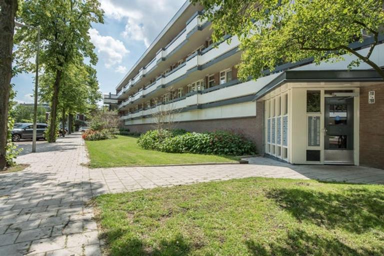 93 m² met 2 slaapkamers en zonbalkon - Afbeelding 7