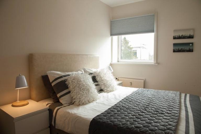 95 m2 appartement met balkon in Buitenveldert - Afbeelding 8