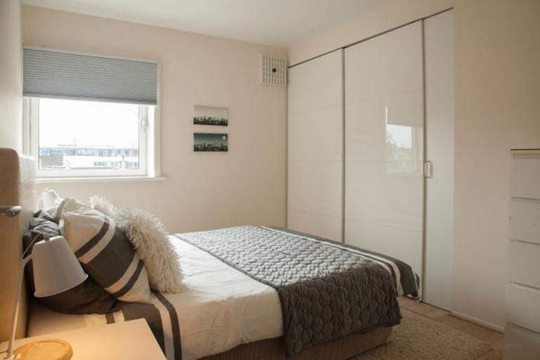 95 m2 appartement met balkon in Buitenveldert - Afbeelding 9