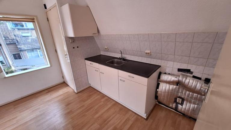 1-bedroom apartment near Vught center - Image 5