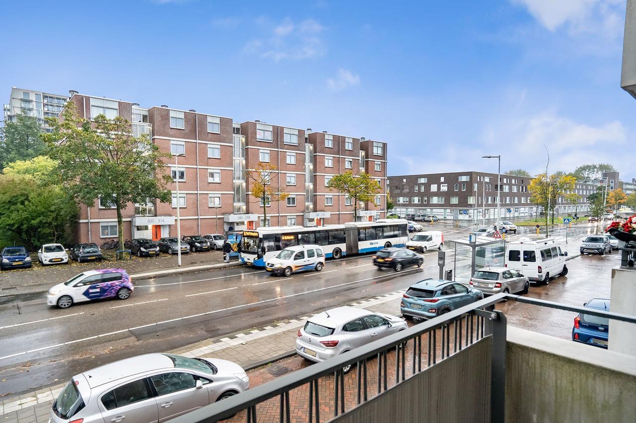 Gemeubileerd 3-kamerappartement met balkon - Afbeelding 8