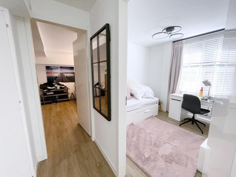 3-room apartment with terrace in Leiden - Image 11