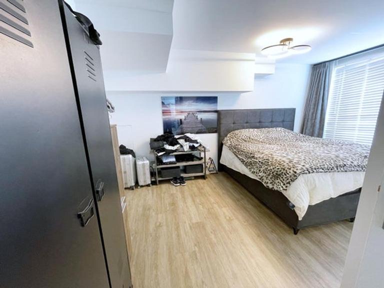 3-room apartment with terrace in Leiden - Image 13