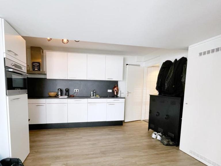 3-room apartment with terrace in Leiden - Image 10