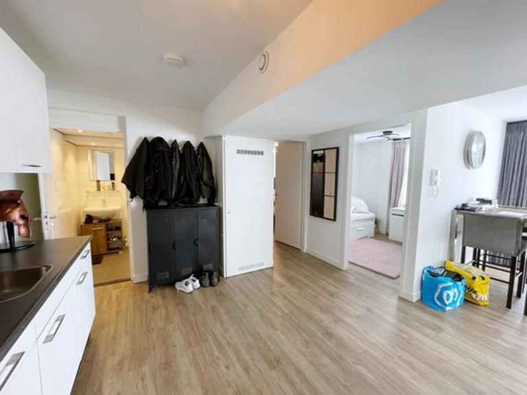 3-room apartment with terrace in Leiden - Image 8