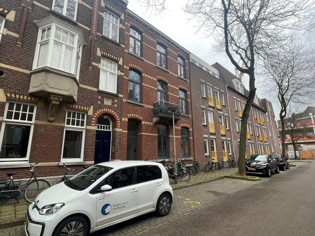 65 m² apartment in Wyck with parking - Image 1