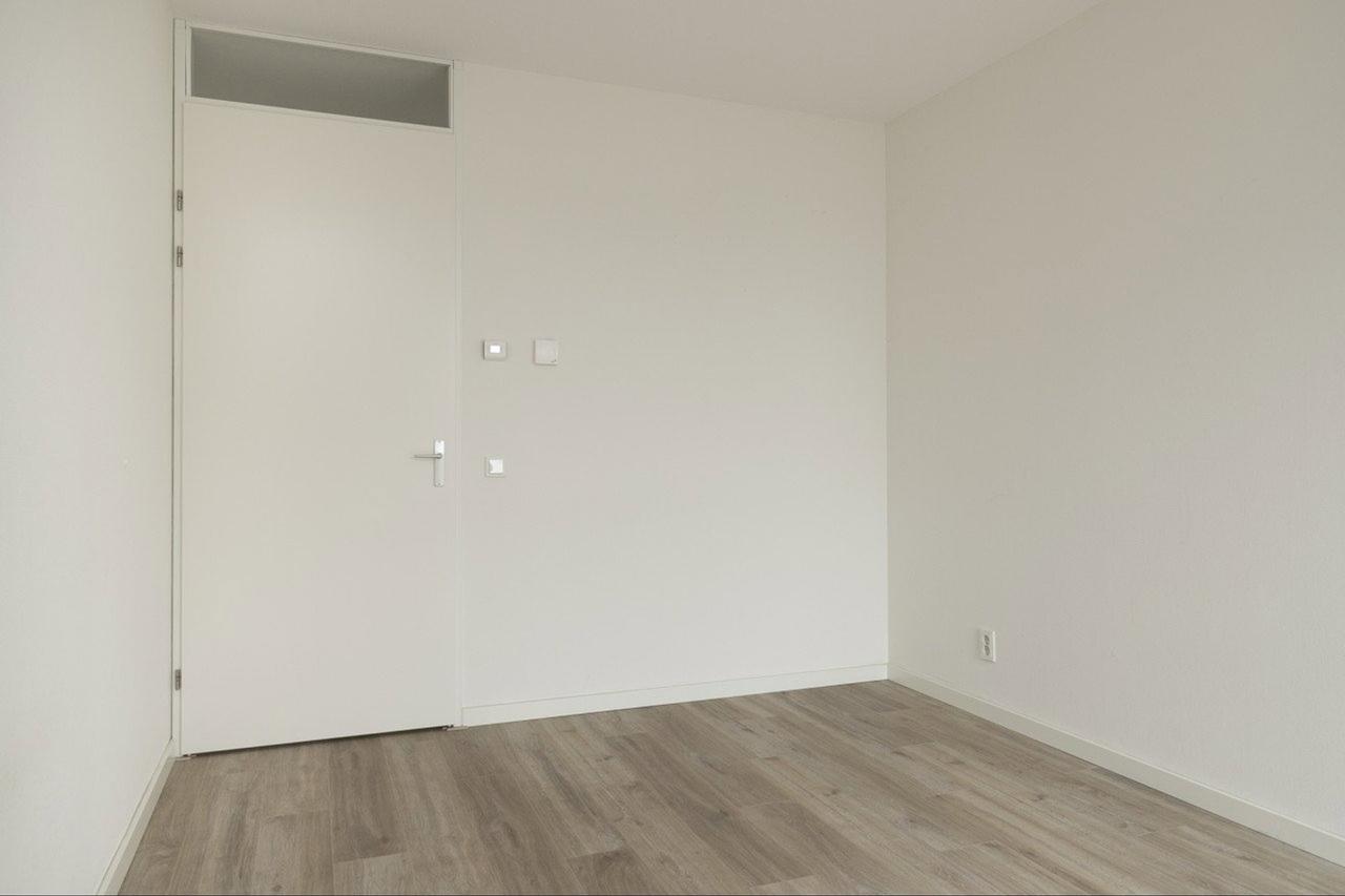 112 m² apartment with 3 bedrooms - Image 19