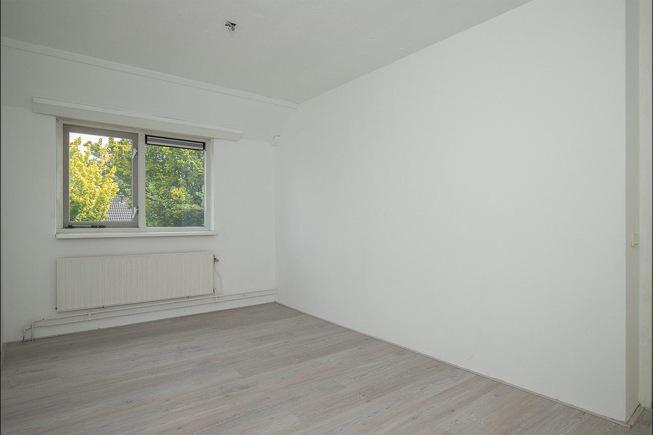 Family home with garden in Holendrecht - Image 12