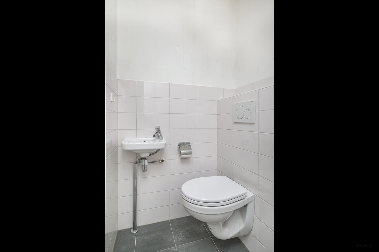 Bright 3-room apartment in Woenselse Watermolen - Image 12