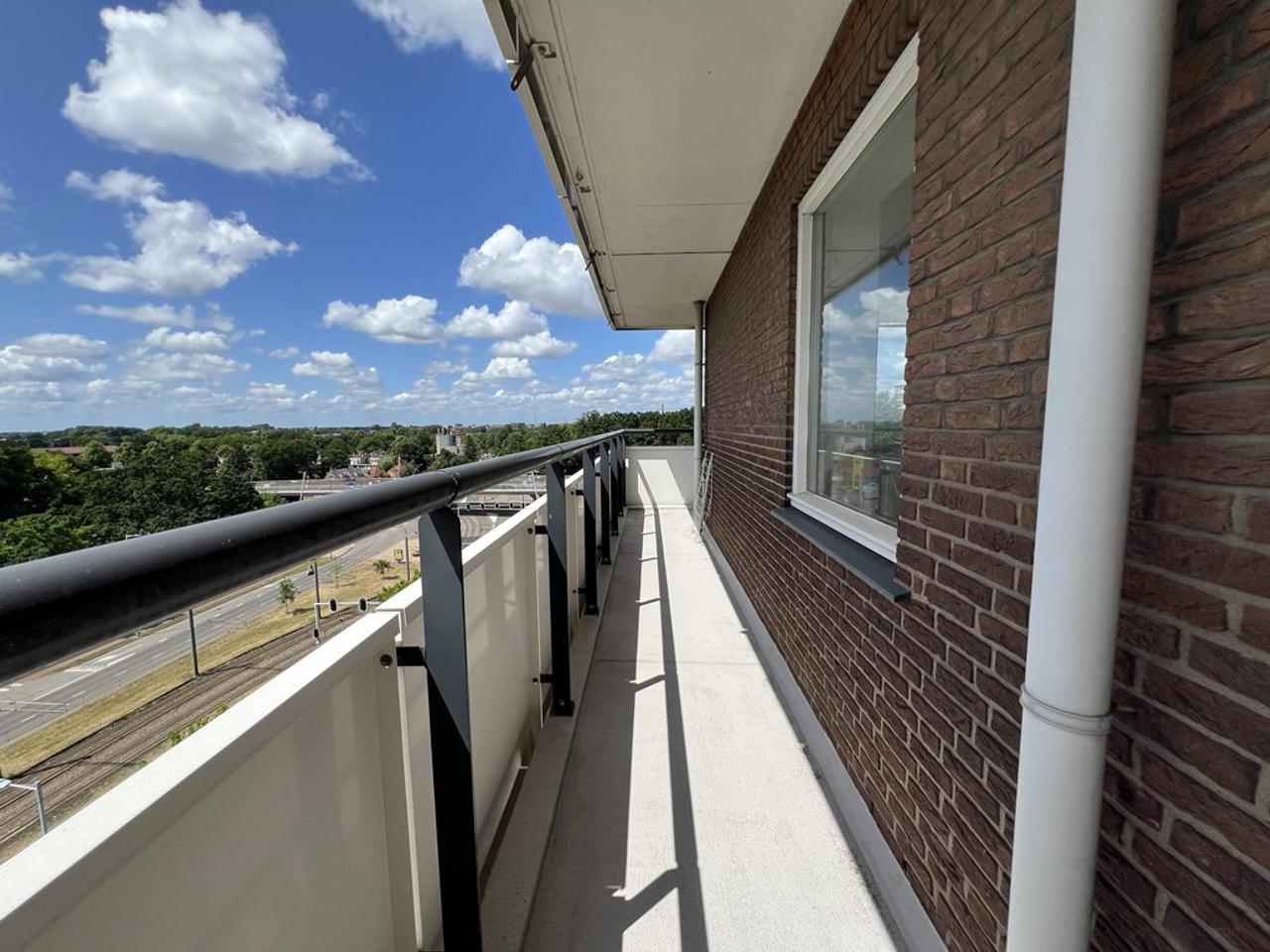 Gemeubileerde studentenkamer met balkon - Afbeelding 9