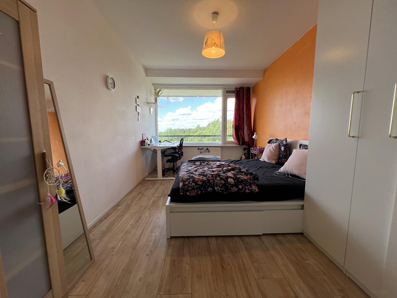 Gemeubileerde studentenkamer met balkon - Afbeelding 2