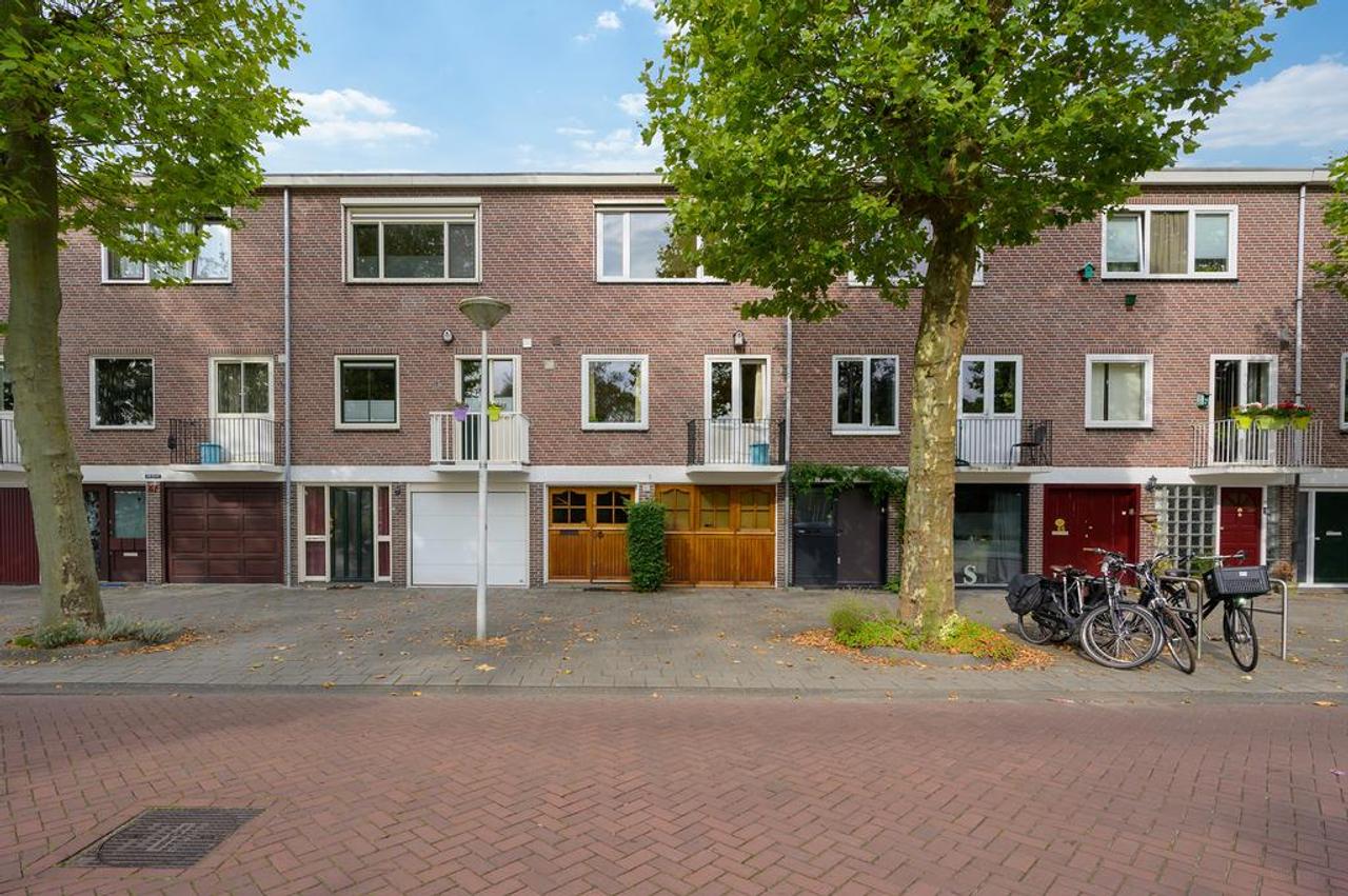 4-kamer hoekwoning met tuin in Slotermeer - Afbeelding 2