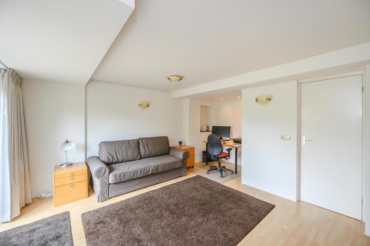 4-kamer hoekwoning met tuin in Slotermeer - Afbeelding 7