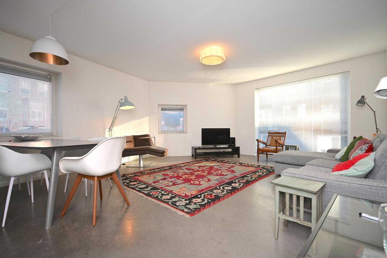 Gemeubileerd 3-kamerappartement in Helpman - Afbeelding 2
