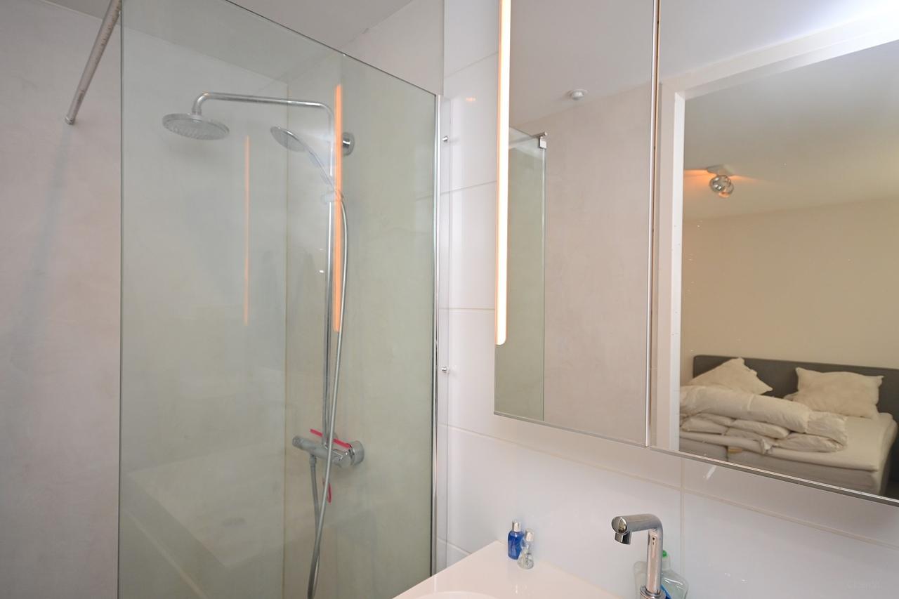 Gemeubileerd 3-kamerappartement in Helpman - Afbeelding 12