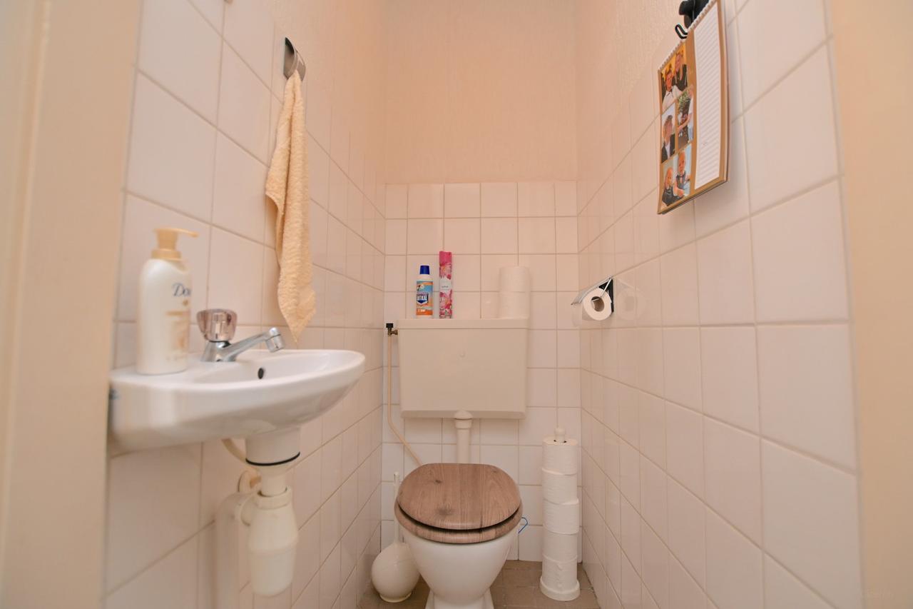 2-bedroom apartment with 2 balconies - Image 18