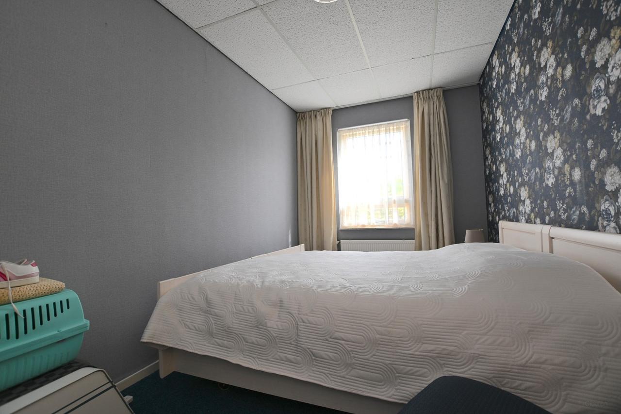 2-bedroom apartment with 2 balconies - Image 20