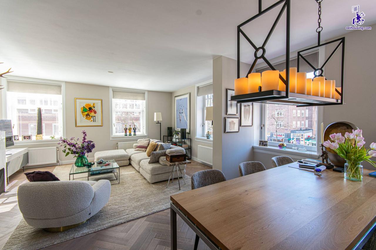 Temporary corner apartment in Oud-Zuid - Image 2