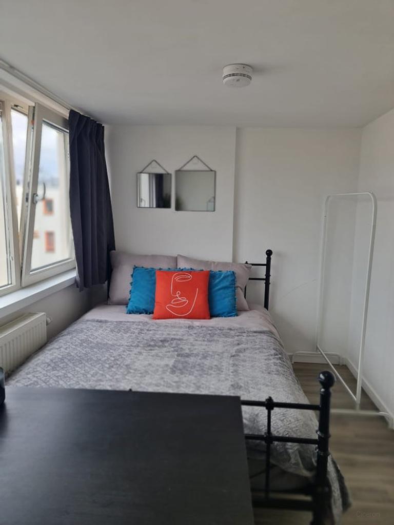 Furnished studio for one lady in Zuilen - Image 2