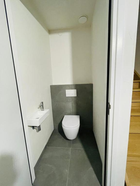 Newly built home with 4 bedrooms in Heesch - Image 16