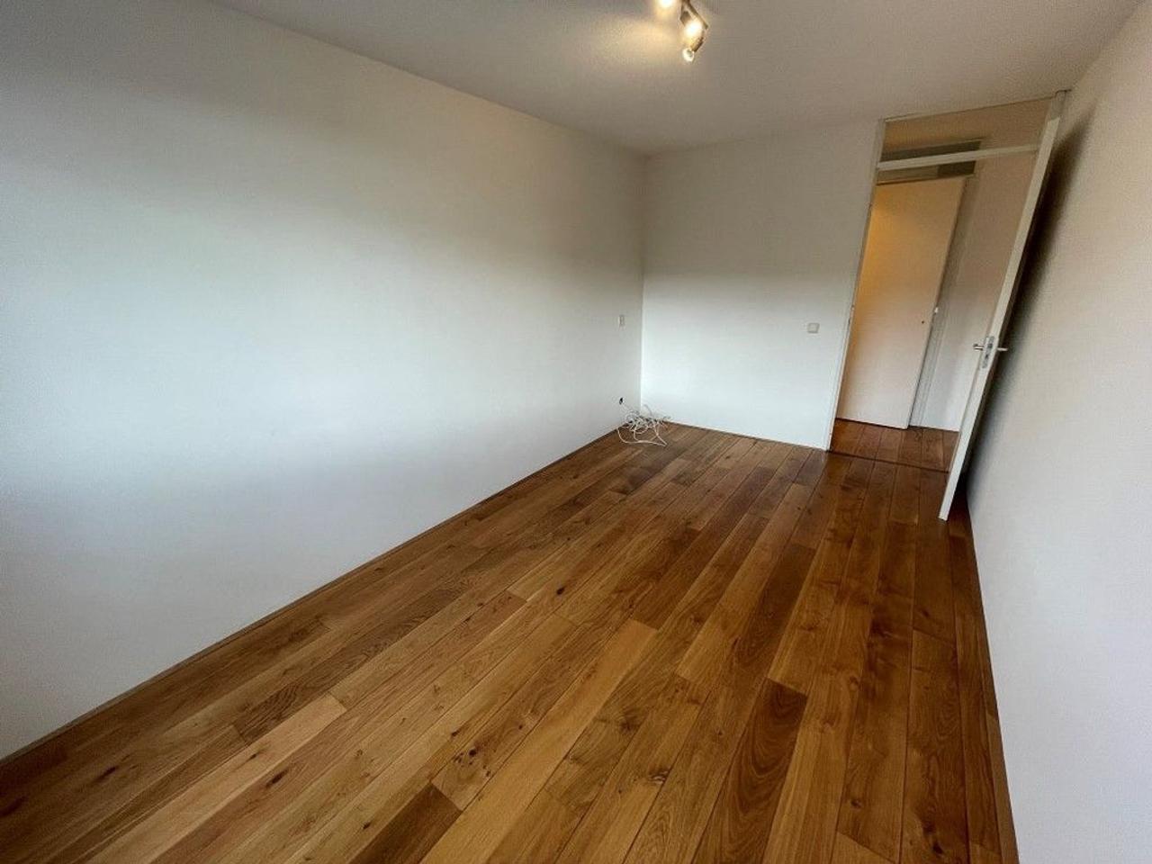 3-room apartment with a view and parking space - Image 6