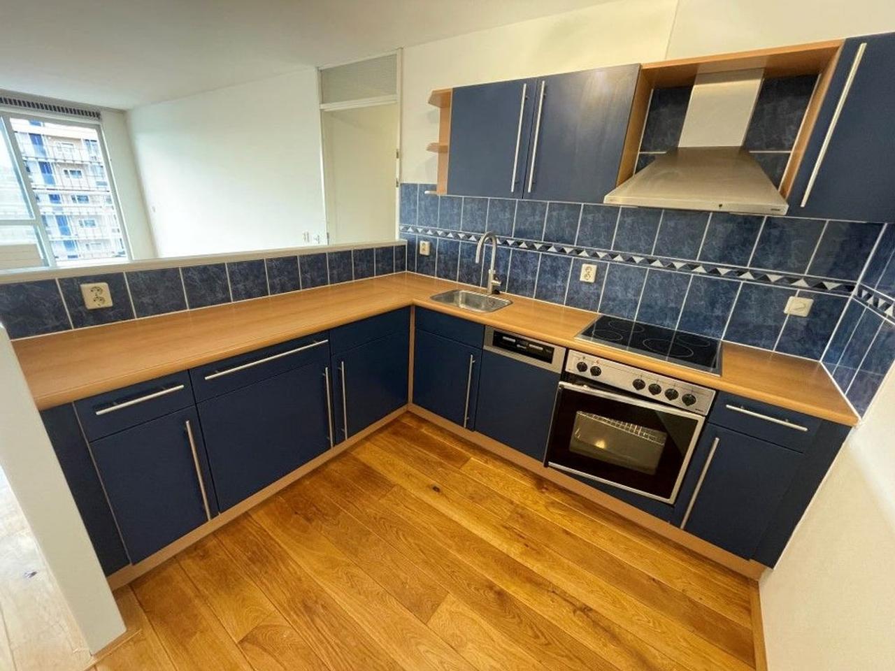 3-room apartment with a view and parking space - Image 4