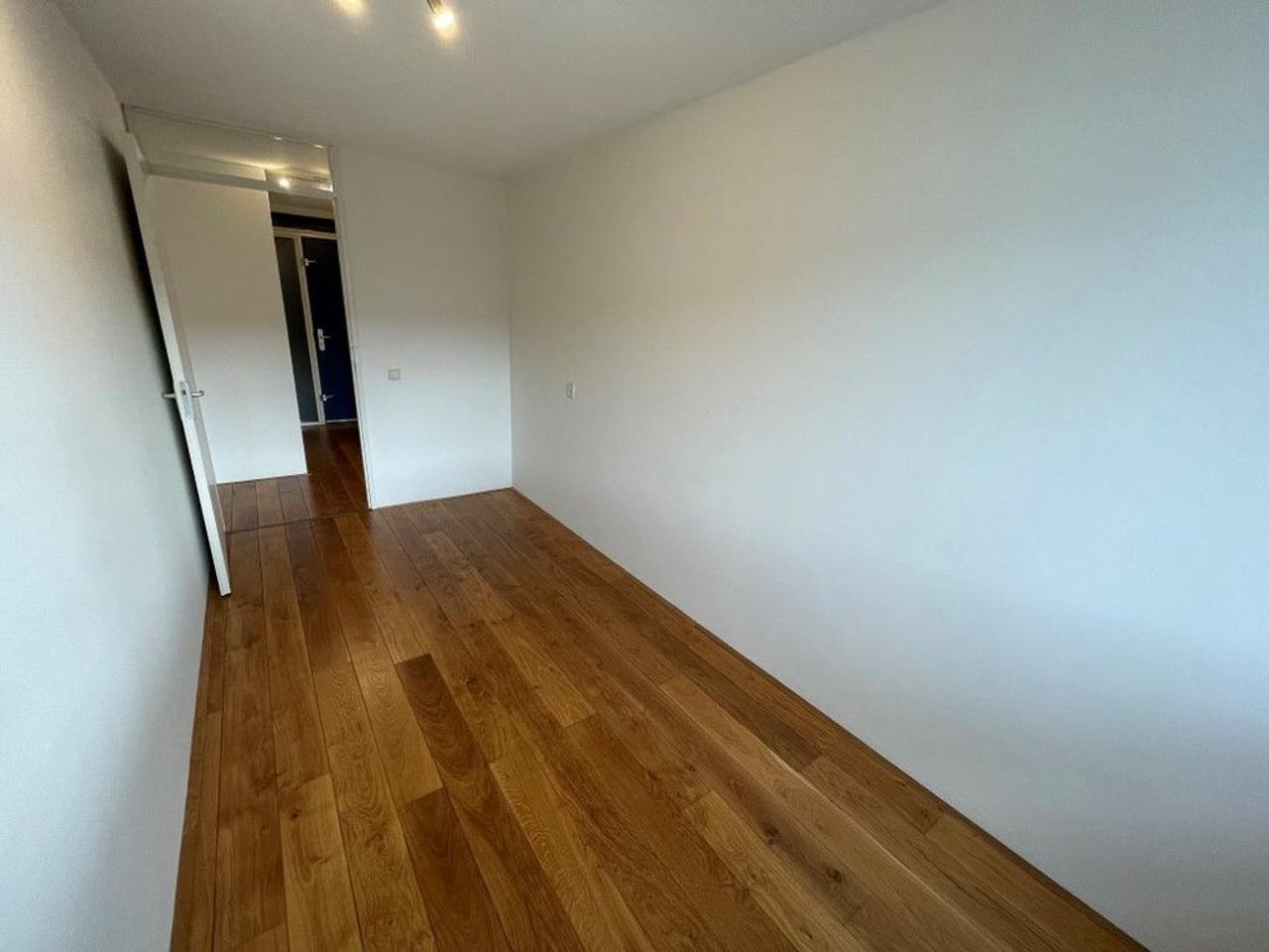 3-room apartment with a view and parking space - Image 14